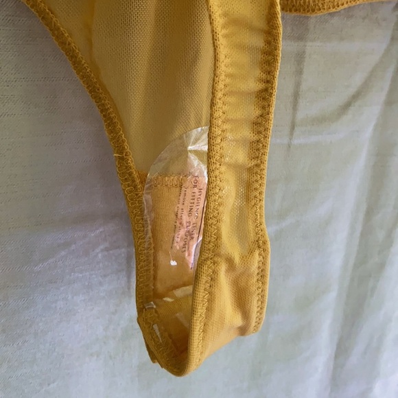 Free People All Tucks Printed Bodysuit Top - Picture 14 of 14